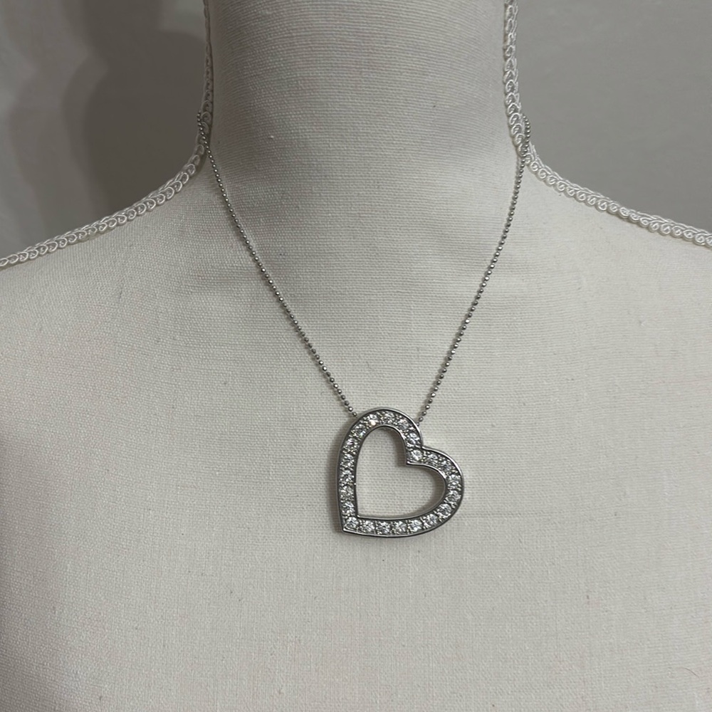 Women’s Heart necklace